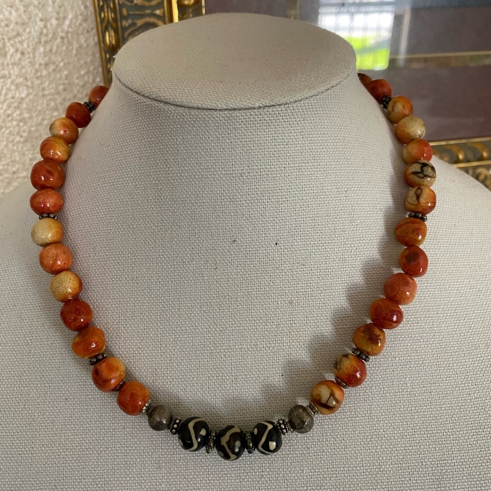 Apple coral necklace